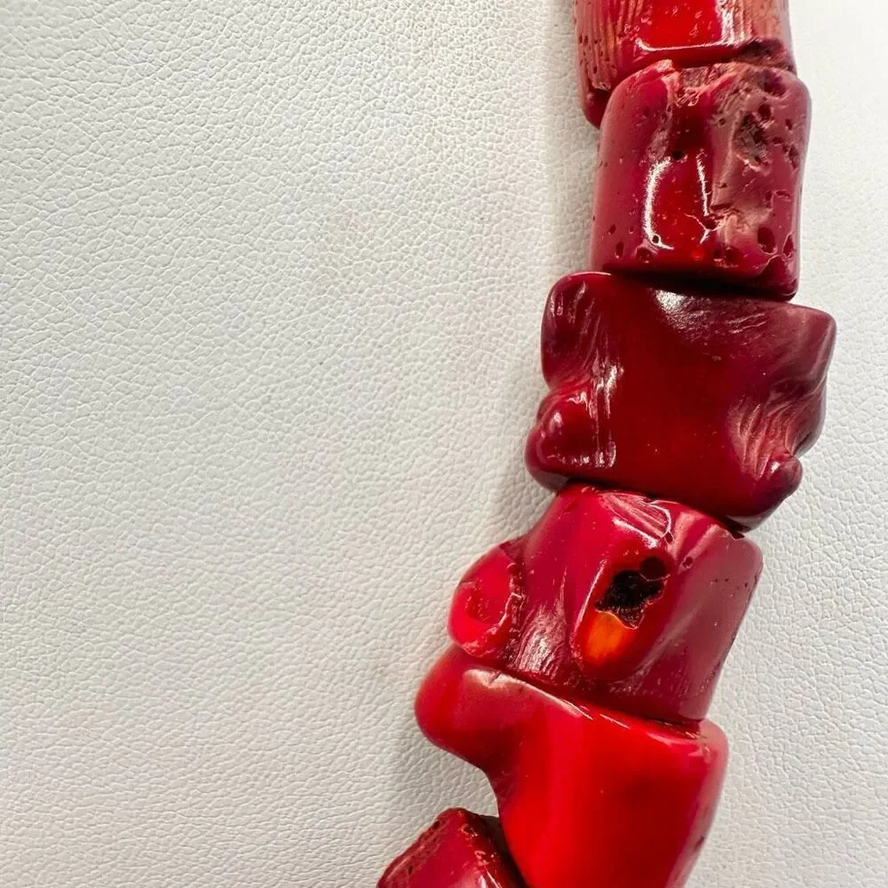 chunky raw coral choker necklace